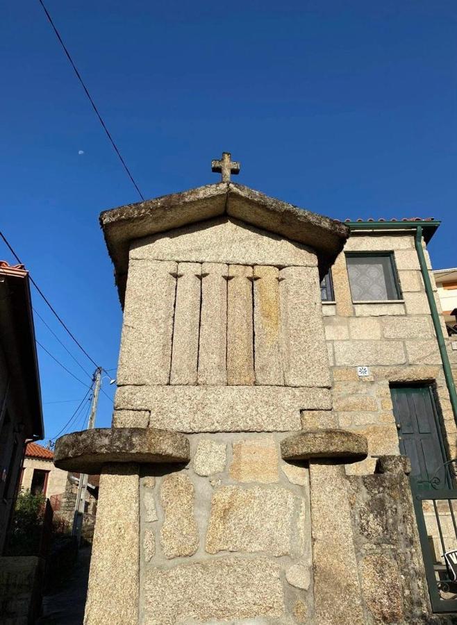 הוילה סואז'ו Casa Penedo Do Bento מראה חיצוני תמונה